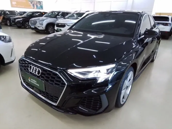 Audi A3 Sedan S-line 2.0 TFSI S-tronic 2023