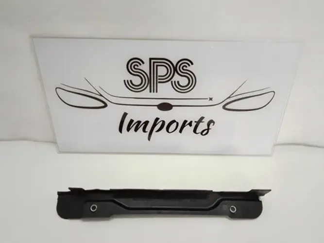 Moldura Lateral Direita Radiador Audi A1 Sportback 2015