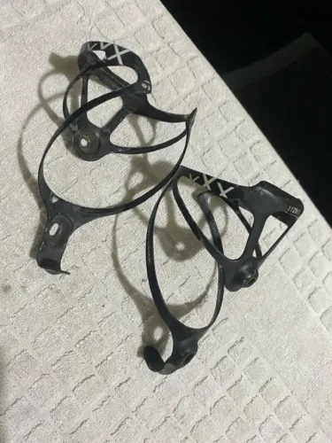 Par de Porta Garrafa Caramanhola Bontrager XXX Carbono