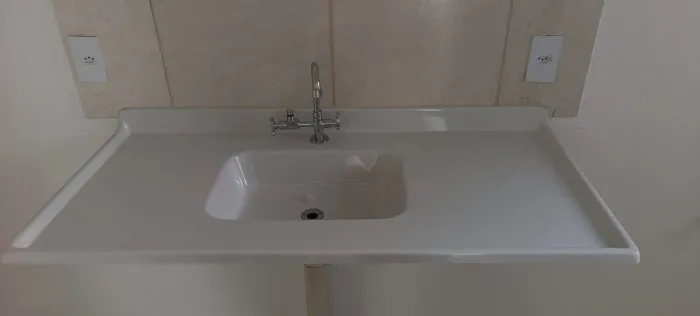 Tudo 180,00 Pia, tanque e lavabo