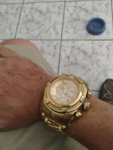 Invicta Bolt zeus
