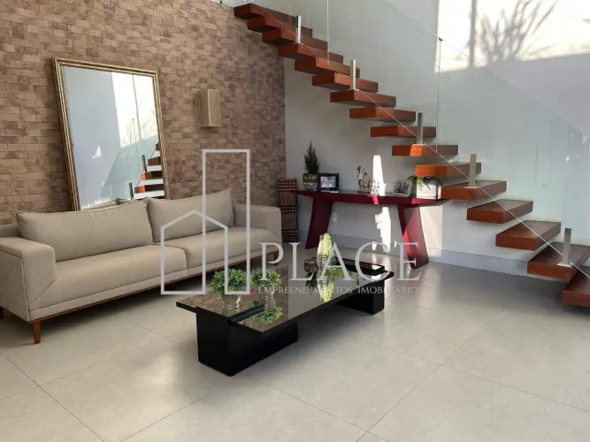 Casa à Venda no Bairro Esmeraldas com 3 Suítes Pela Place Imobiliária