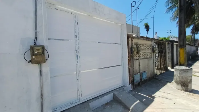 Portão de alumínio e porta para sua casa 