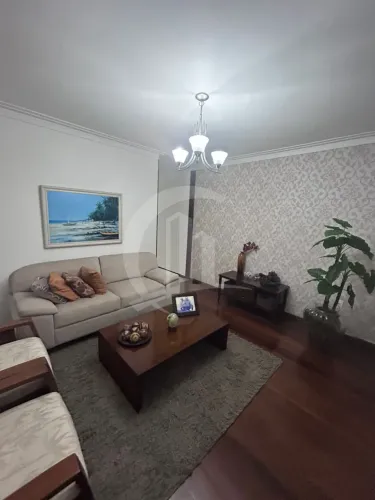 Casa à venda no bairro Suíssa