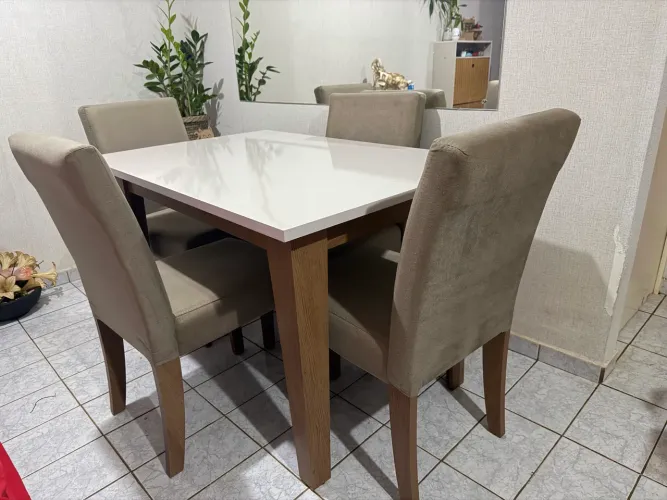 Mesa Jantar 4 lugares Miami