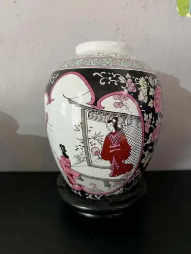 Vaso de porcelana oriental