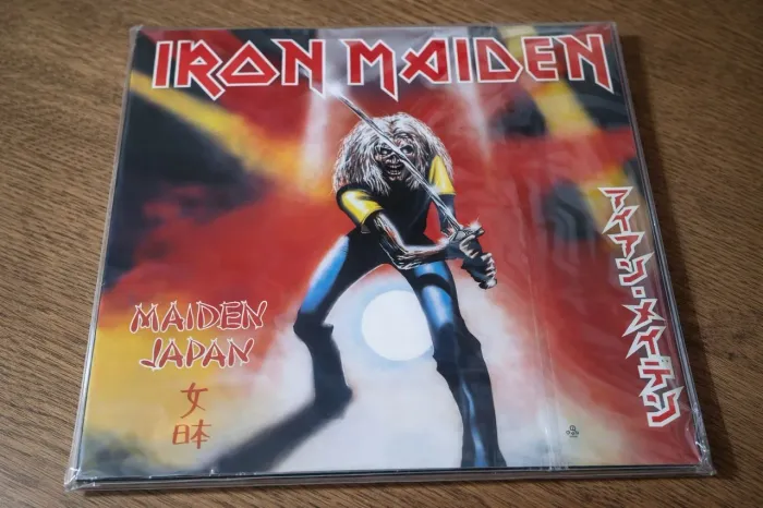Cd Iron Maiden Maiden Japan Digipack Lançado apenas no Mercado Japonês. Leia o Anúncio. 
