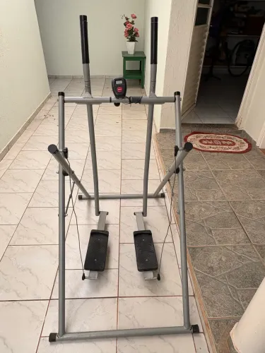 Vendo simulador de caminhada em bom estado
