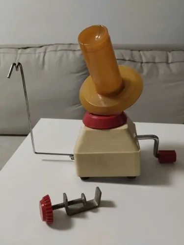 Enrolador de lã manual