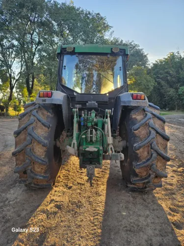 ? TRATOR JOHN DEERE