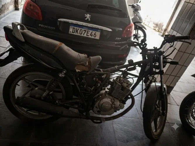 Suzuki Yes 125 2005 | Recuperada de Furto | Documento OK | R$ 2.000