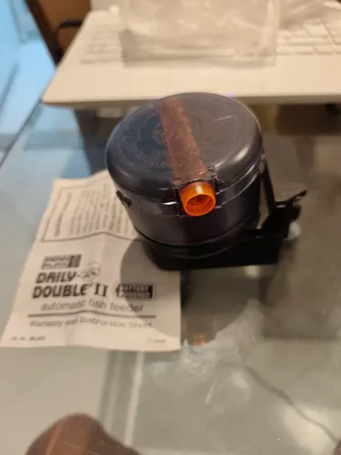 Alimentador automático para aquários 