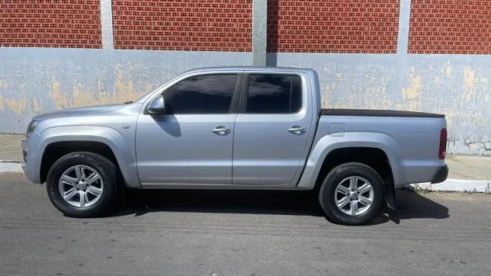 Volkswagen Amarok Trendline CD 2.0 16V TDI 4X4 Dies 2015