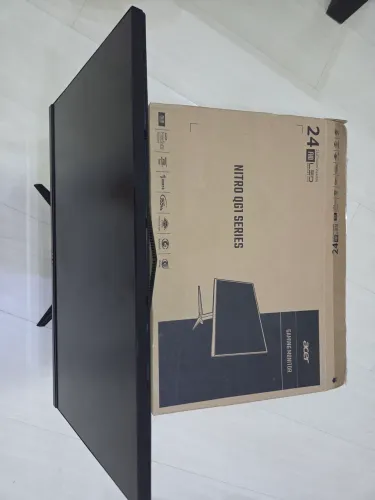 Monitor Acer 24" para retirada de peças