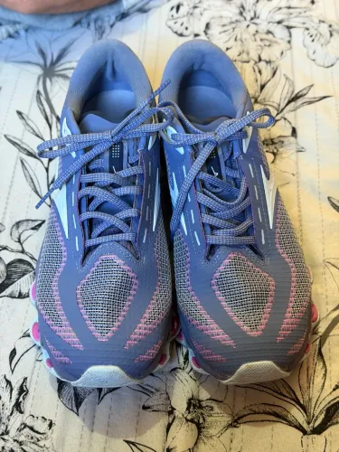 Mizuno Wave Prophecy 15