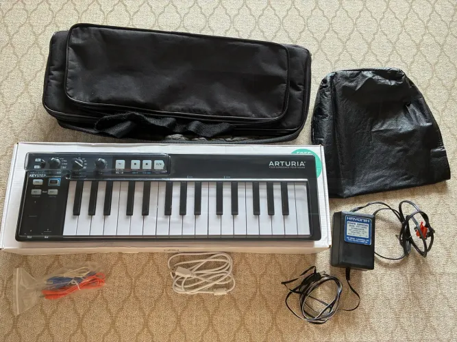 Teclado Controlador Arturia Keystep 32 completo + bags + ds + fonte  