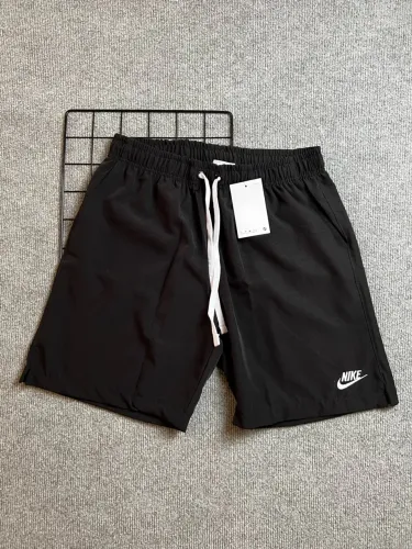 Bermuda Nike Sportwear preta