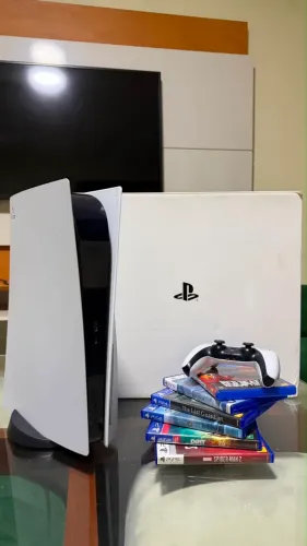 PLAYSTATION 5