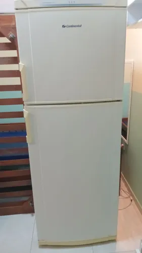 Vendo Geladeira Continental 460 litros