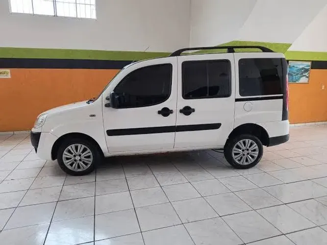Fiat Doblo Essence 1.8 Flex 16V 5P 2016