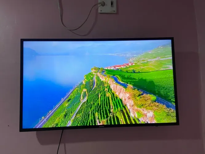 TV Samsung LED 43