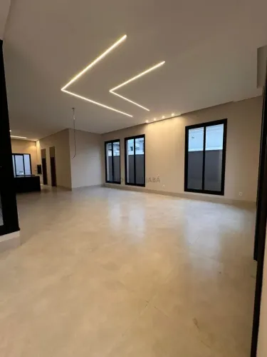Residência Térrea Clássica de Alto Padrão | Condomínio Villa Jardim