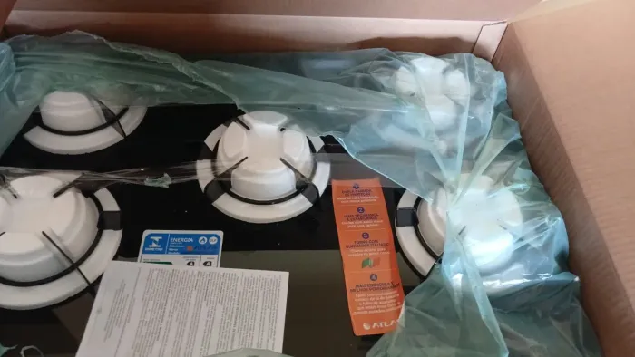Vende se um fogão na caixa novo valor 1400