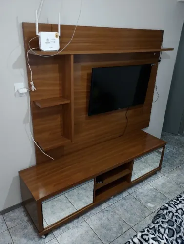 Rack para Sala com 2 grandes Porta Nicho e Prateleiras