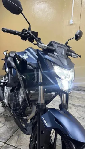 Cb 300F Abs nova 25/25