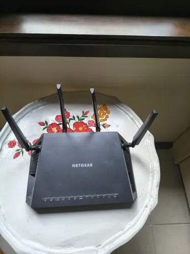 Router Netgear Nighthawk X4 AC2350