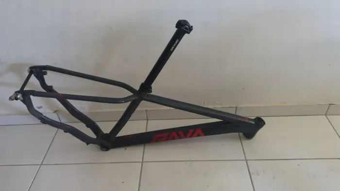 Quadro Rava Cave Bosst tamanho 15.5