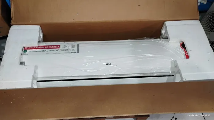 UNIDADE EVAPORAVA LG DUAL INVERTER VOICE 36000 BTU APP LG THINQ MOD S4NW36R43FA.EB2GAMZ