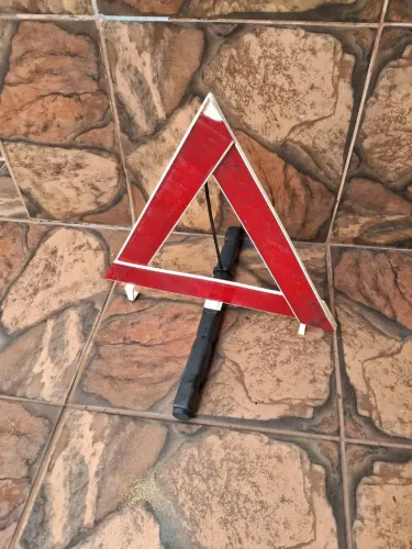 Triângulo de sinalização 