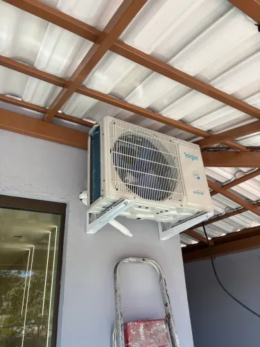 Ar condicionado inverter serviços