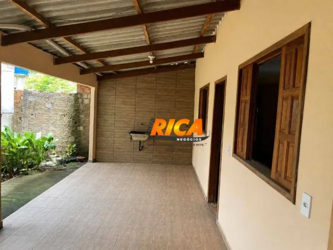 Casa à venda, bairro Caladinho - duas casas.