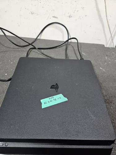 Ps4 Slim desbloqueado 500gb