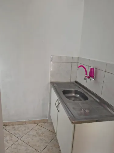 Alugo comércio em Marcílio de Noronha