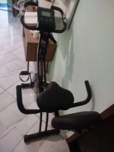 Bicicleta Ergométrica Vertical