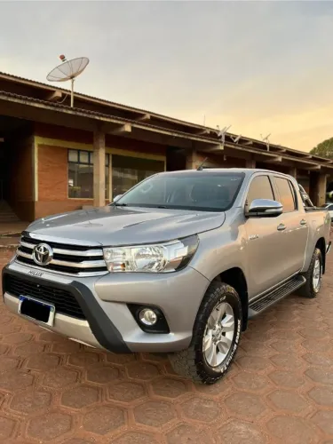 Toyota Hilux CD SRV 4X4 2.8 TDI Diesel Aut. 2017