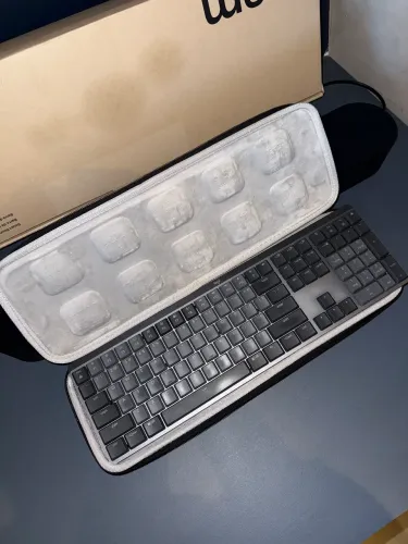 Teclado Logitech MX Keys Mecânico