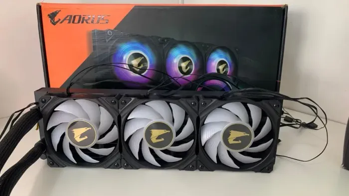 WATER COOLER 360MM GIGABYTE AORUS - SEMINOVO C GARANTIA 3 MESES