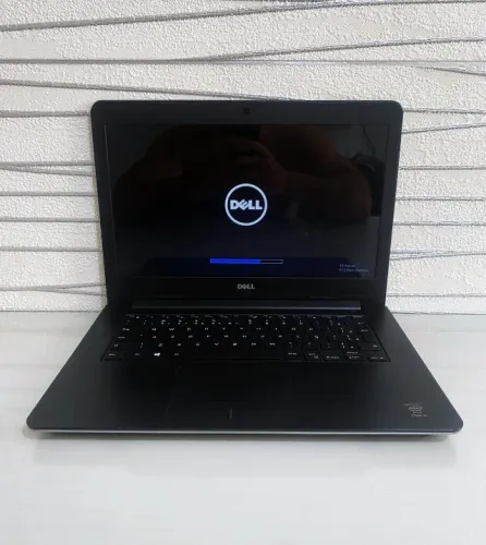 Notebook Dell i5 | 8 GB RAM| Video Dedicado