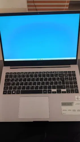 Notebook Samsung Book E30 - Tela 15,6? Full HD