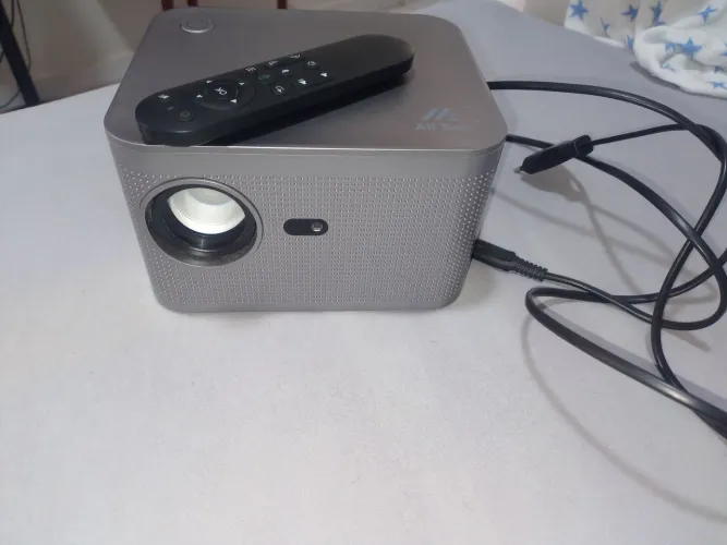 Projetor hy350