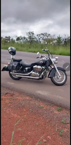 Honda shadow 750 impecável com vários acessórios 