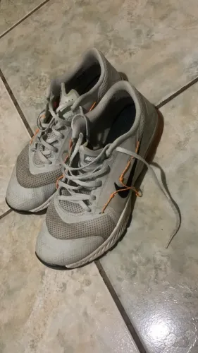 Tênis Nike n40