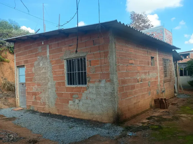 Casa 2 quartos Retiro Saudoso (novo jardim)