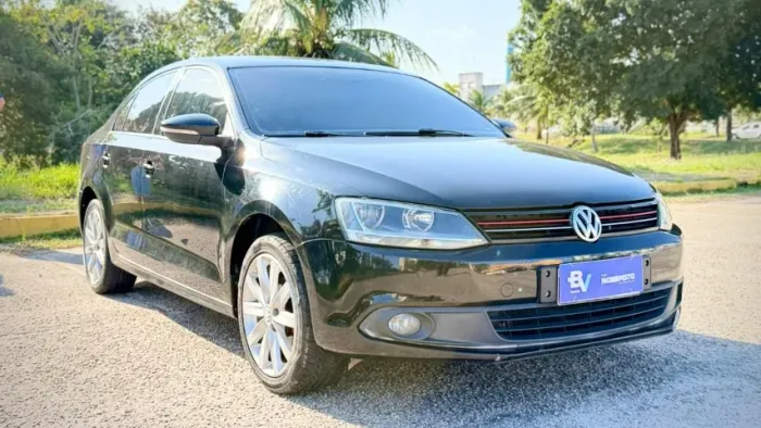 Volkswagen Jetta Comfortline 2.0 T.flex 8V 4P Tipt. 2014