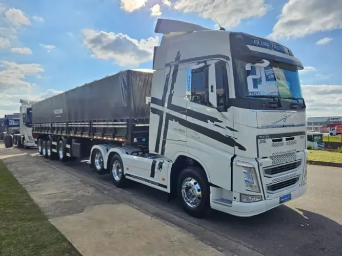 Volvo FH 460 6x2 Globetrotter Ano 21 Euro 5 Plano Ouro + 4 Eixo Graneleiro 0km com pneus