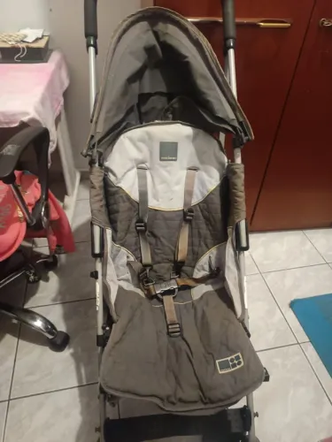 Carrinho de bebê MacLaren